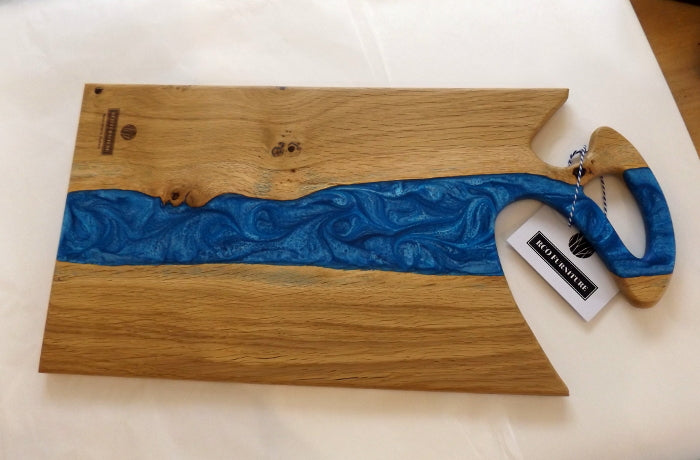 Pebble River Cheeseboard w/Handle