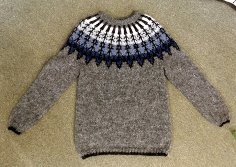 Icelandic sweater - ladies medium / mens small.