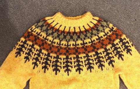 Icelandic Sweater - ladies large / mens medium
