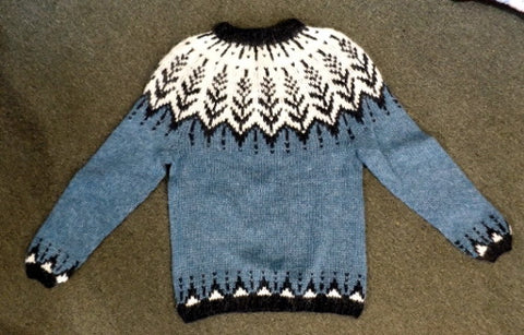 Icelandic Sweater - ladies large/ men's medium