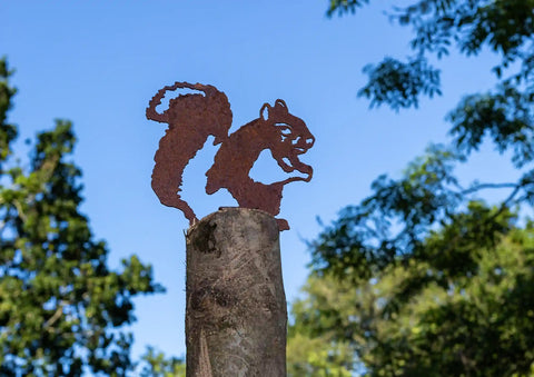 Metal Decoration - Squirrel Fence Topper